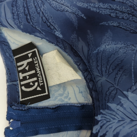 CITY TRIANGLES | Blue Fern Pattern Dress - Picture 2 of 2